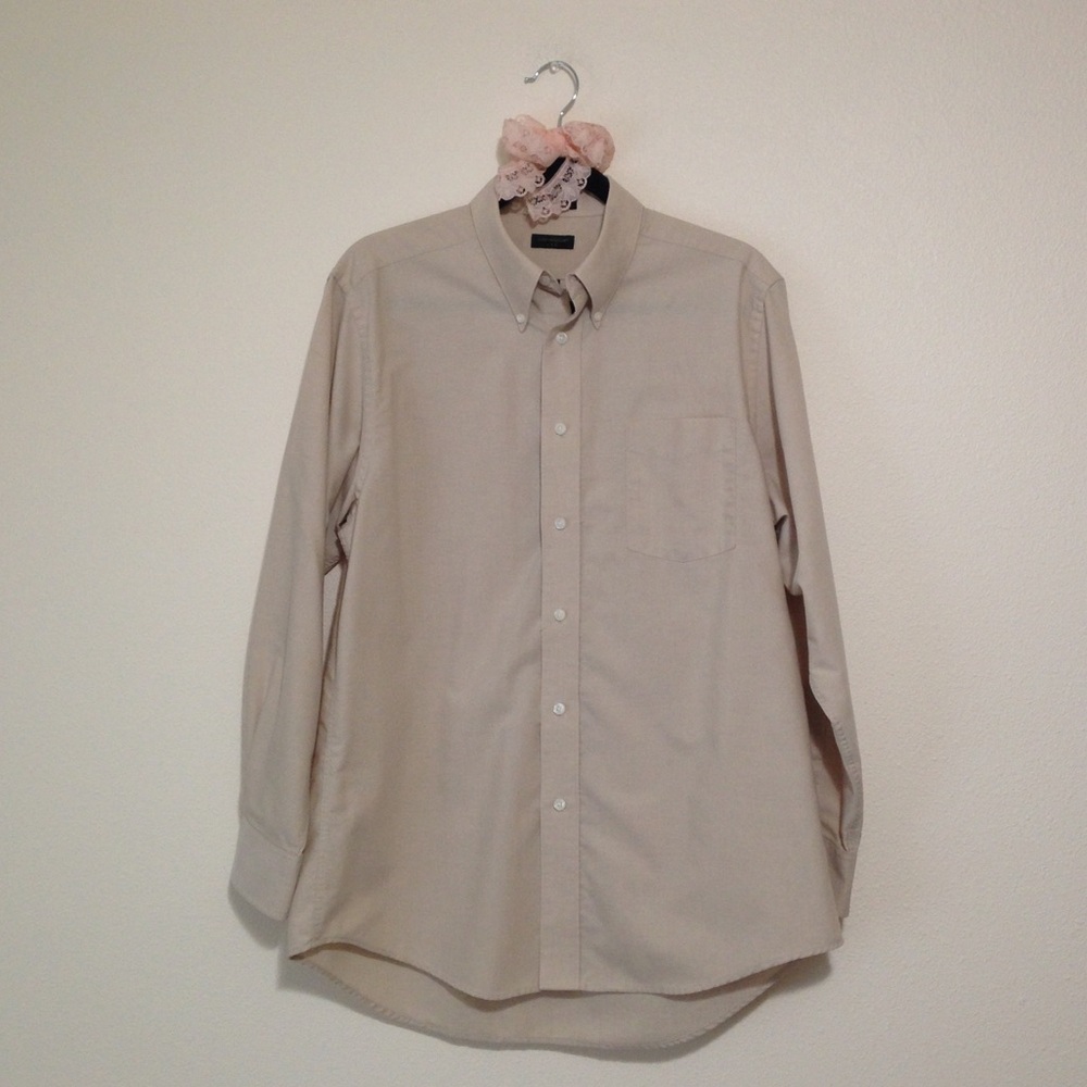 Covington Khaki Beige Button Up Collared Long Sleeve Shirt 15-15 1/2/32-33